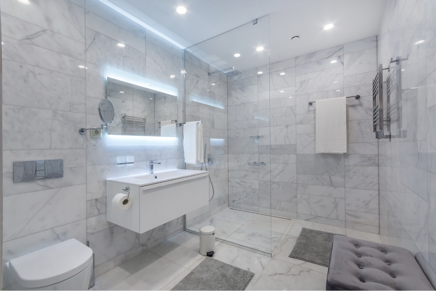 Badezimmer Deckenbeleuchtung: Inspiration &amp; Tipps | Obi regarding Badezimmer Beleuchtung Decke